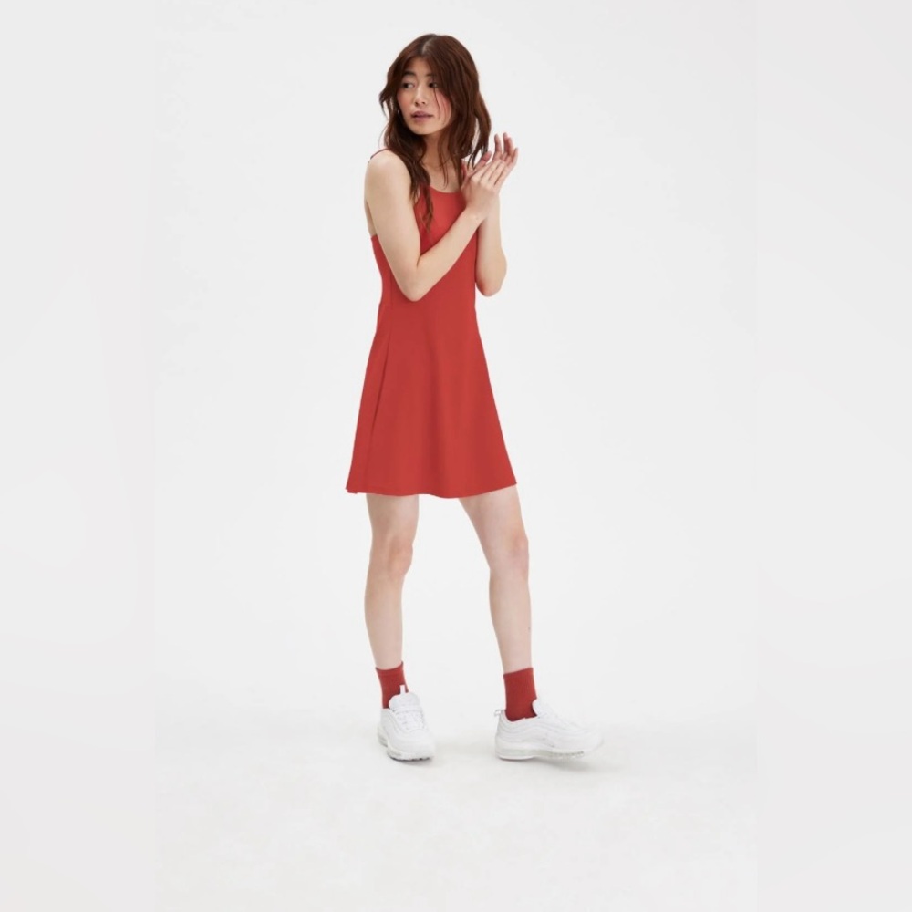 Girlfriend Collective NWT Women’s Naomi Athletic Dress, inner shorts w/pockets.